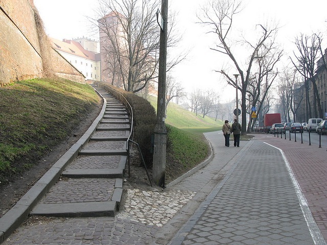 Your Own Office vs. Shared Space: Which is Right for your Company?